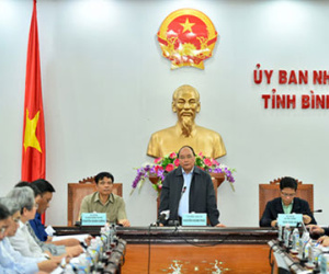 Thủ tướng: Đừng để người dân "màn trời chiếu đất" lúc khó khăn này