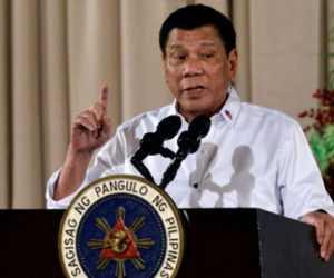 Tổng thống Philippines gọi quan chức Liên Hợp Quốc là "ngu xuẩn"