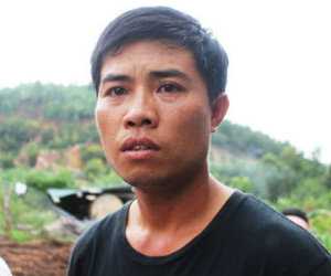 Vụ lở núi ở Khánh Hòa: “Nhà mình đâu rồi ba?”