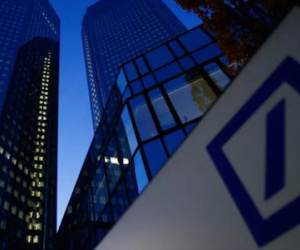 Deutsche Bank và Credit Suisse chịu phạt 12 tỷ USD