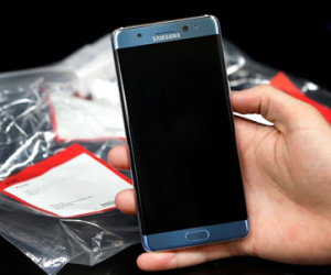 Máy bay trễ giờ vì hành khách đặt Wi-Fi là "Galaxy Note 7"