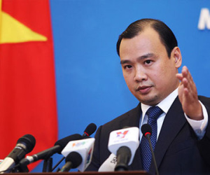 Việt Nam phản đối Trung Quốc khai trương đường bay dân dụng ra Hoàng Sa