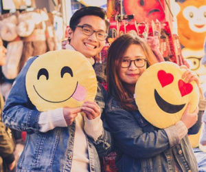 Bộ ảnh Noel ấm ấp của cặp du học sinh Việt tại Đức