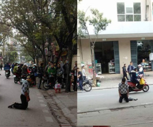 Quỳ gối trước cổng trường ĐH, chàng trai gây chú ý nhất ngày hôm nay