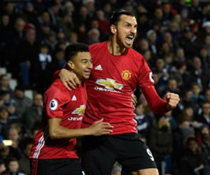 MU - Sunderland: Quà tặng từ “Mèo đen“