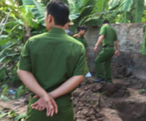 Nghi án cháu nội sát hại bà rồi vùi xác trong vườn phi tang