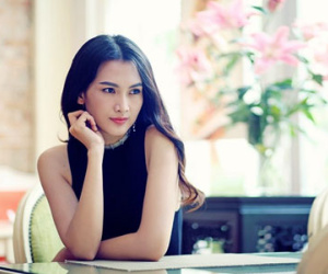 Anh Thư mất 5 năm đợi chồng ký đơn ly hôn