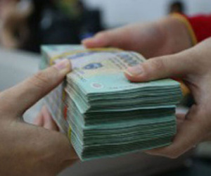 Ngân hàng tăng lãi suất huy động, "hút" vốn cuối năm