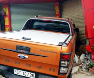 Truy sát bằng ô tô trên Quốc lộ, 2 người trọng thương