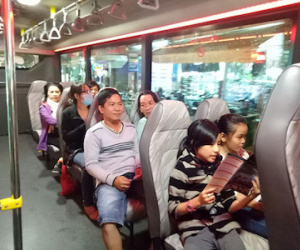 Đà Nẵng kêu gọi người dân, công chức đi xe buýt