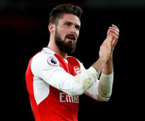 Giroud nhắc khéo Arsenal sớm gia hạn hợp đồng