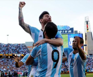 Higuain: Không phải Messi, Ronaldo mới xuất sắc nhất mọi thời đại