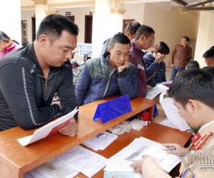 Từ 1/1/2017: Người dân tự tìm chủ cũ khi sang tên xe máy