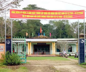 Gọi điện cho "Chủ tịch xã xin nghỉ việc" chỉ xưng được câu "nhà báo"