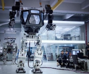 Hàn Quốc phát triển robot chiến đấu khổng lồ