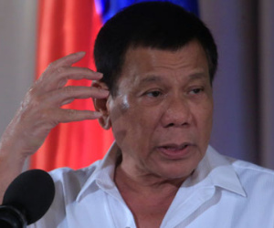Ông Duterte tuyên bố sẽ áp dụng phán quyết Biển Đông nếu Trung Quốc khai thác dầu khí