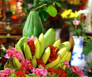 Cách bài trí bàn thờ ngày Tết hợp phong thủy