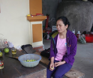 Chuyện lạ: Người phụ nữ ăn khế thay cơm vẫn sống 15 năm qua