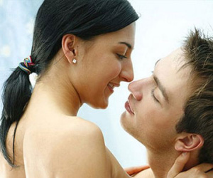 Thuê HLV "sex" để hâm nóng "chuyện ấy" và kết quả nhận được ngoài tưởng tượng