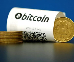 Giá tiền ảo Bitcoin vượt 1.000 USD