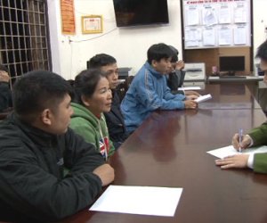 Hai mẹ con mở sòng bạc núp bóng quán cà phê