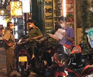 Khách ngoại quốc chết lâu ngày trong khách sạn ở phố Tây