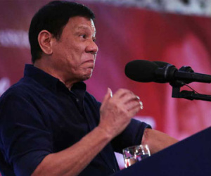 Tổng thống Philippines nói có "người nhà" trong hàng ngũ IS