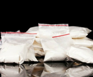 5 gói heroin quanh ghế lái của gã tài xế xe khách nghiện ma tuý