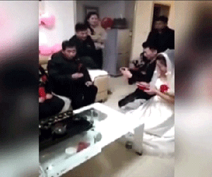 Chê tiền mừng cưới ít, cô dâu mới đã làm 1 việc khiến cả gia đình nhà chồng phải sửng sốt