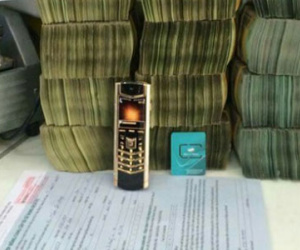 Hành trình của "siêu sim" do Ngọc Trinh nắm giữ