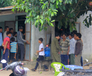 Em gái hoảng sợ phát hiện anh trai 18 tuổi treo cổ tự vẫn trong nhà