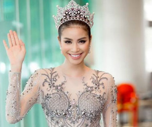 Phạm Hương nói gì trước tin đồn dự thi Hoa hậu Trái đất 2017?