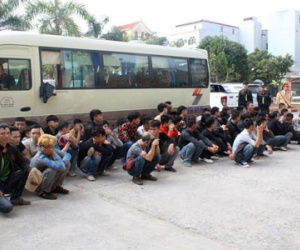 Ngăn chặn 76 thanh niên kéo đến Móng Cái trả thù