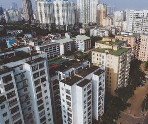 Hình ảnh 40 cao ốc bóp nghẹt tuyến đường dài hơn 2 km