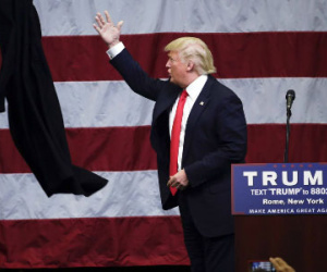 Suy đoán về trang phục của Trump trong lễ nhậm chức