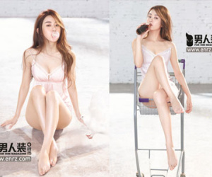 Trọn bộ hình ảnh Triệu Lệ Dĩnh "hở bạo" và sexy không ngờ trên tạp chí đàn ông