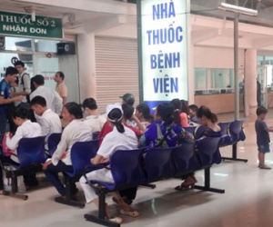 Bộ Y tế yêu cầu tích trữ thuốc, bán 24/24h dịp Tết