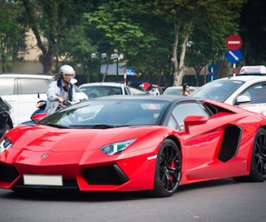 Siêu xe mui trần Lamborghini hơn 20 tỷ tái xuất tại Hà Nội