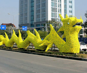Cận cảnh mô hình rồng gây tranh cãi ở Hải Phòng