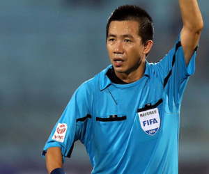 Liên tục mắc lỗi vẫn đề cử trọng tài FIFA