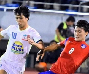 “Tắt điện” ở V-League 2017: Bầu Đức, hãy ra tay cứu Công Phượng!