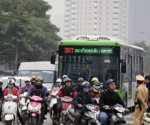 Vì sao Hà Nội chọn điểm nóng ùn tắc để vận hành BRT?