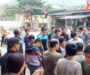 Con nghiện tấn công Phó chủ tịch UBND xã ngay trước cổng ủy ban