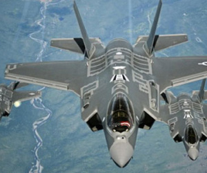 F-35 KQ Đan Mạch phô diễn sức mạnh cực đẹp mắt trên bầu trời