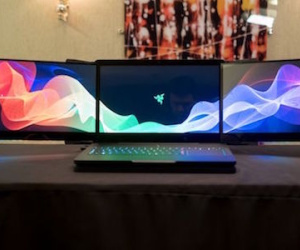 Hai laptop 3 màn hình 4K bị trộm tại CES 2017