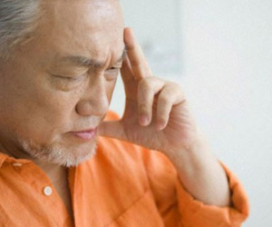 Khốn khổ với người đàn ông "chua ngoa" hơn cả mẹ chồng