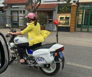 Người phụ nữ mặc thường phục lái xe đặc chủng: "Dư luận hiểu sai sự việc"