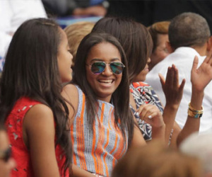 Con gái út nhà ông Obama không tham dự bài phát biểu chia tay của cha vì bận thi cử