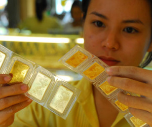 Giá vàng tiếp tục tăng, chênh lệch co hẹp