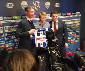 Thần đồng Odegaard rời Real Madrid